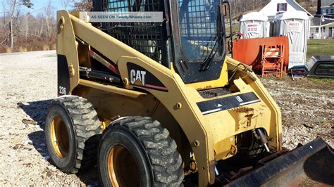 specs on cat 236c skid steer|cat 236 skid steer specifications.